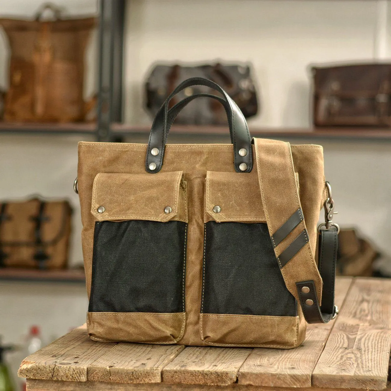 Affordable Vintage Shoulder Bags with Multiple Pockets