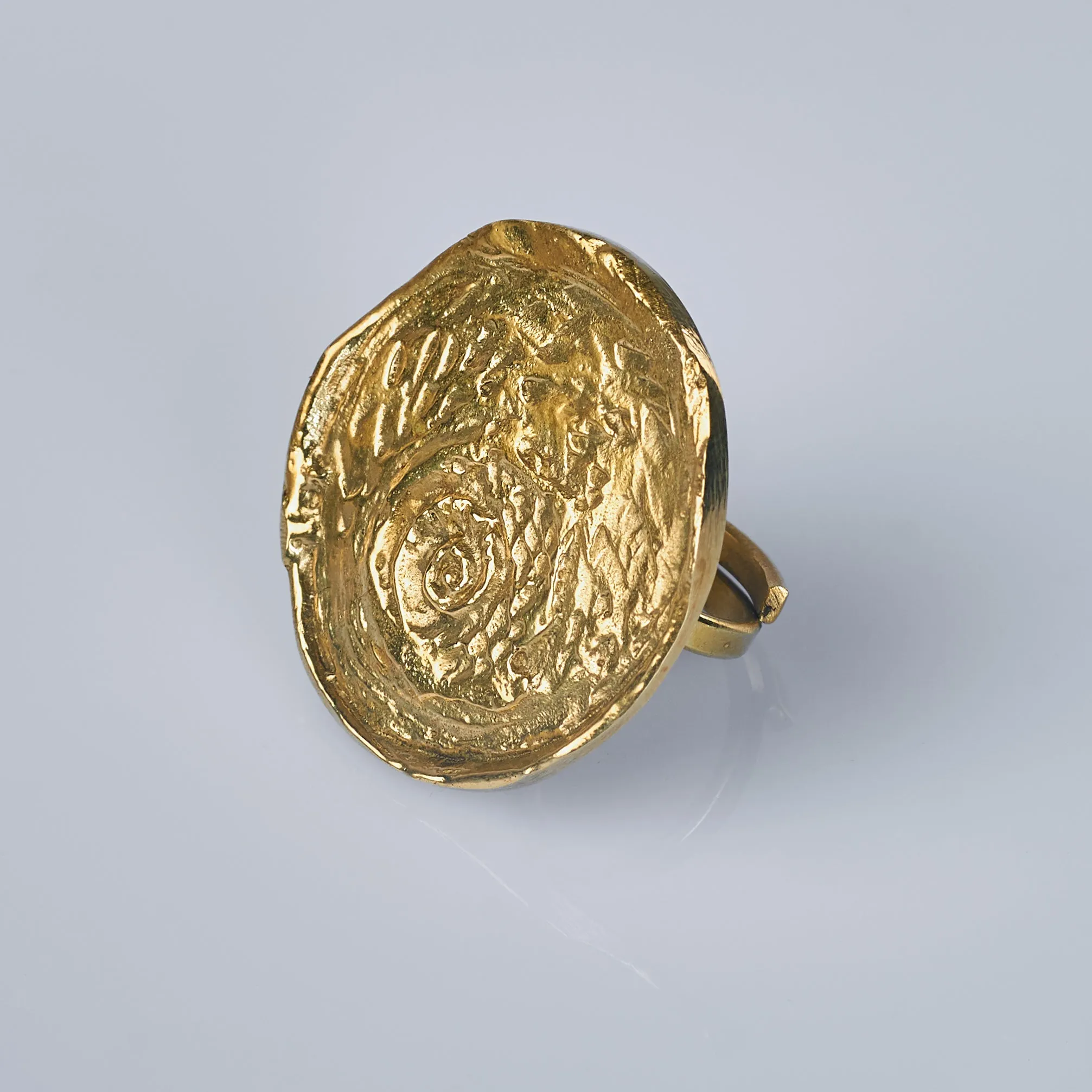 Mui Statement Ring
